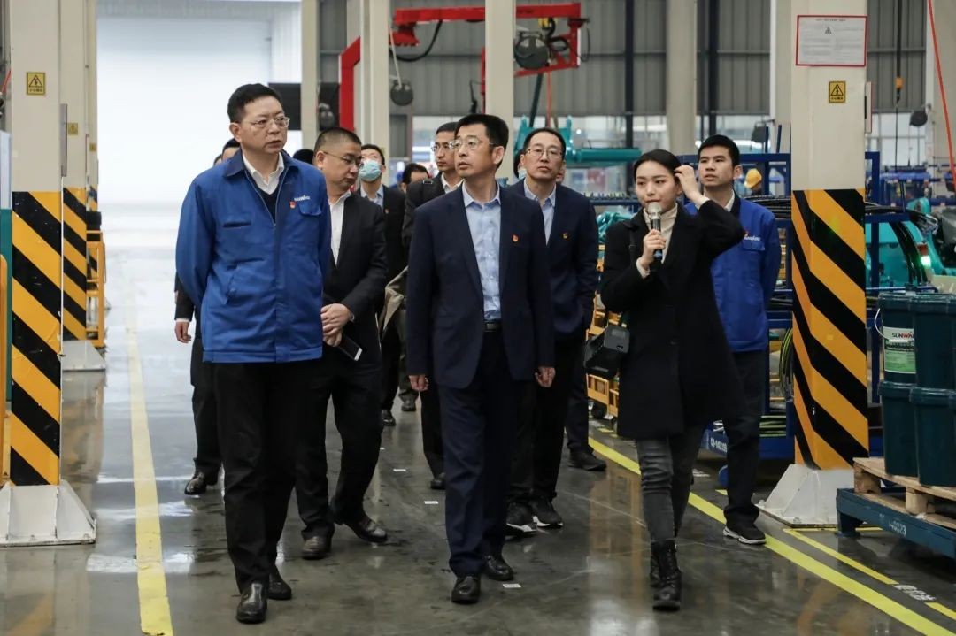 以党建促营业，以营业强党建——青岛西海岸公用事业集团考察ezweb易利娱乐平台智能