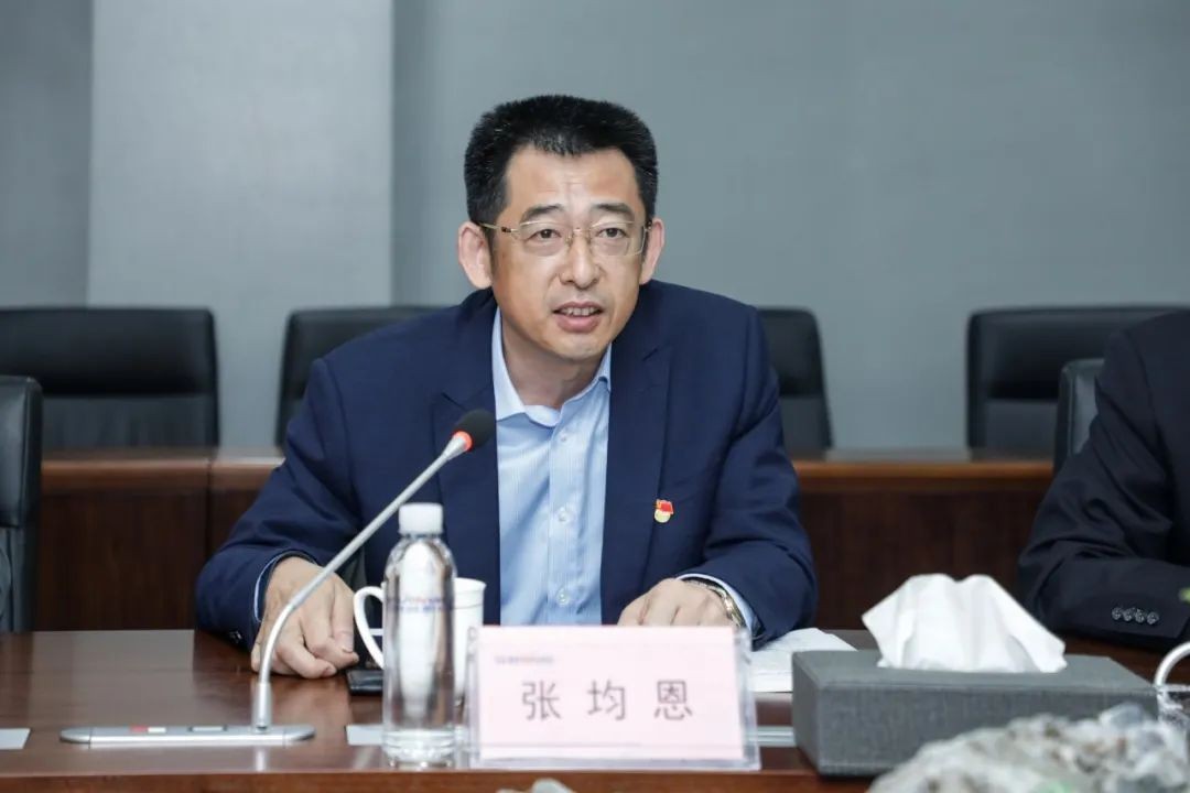 以党建促营业，以营业强党建——青岛西海岸公用事业集团考察ezweb易利娱乐平台智能
