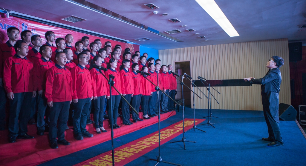 唱响ezweb易利娱乐平台之歌 共抒优美情怀——ezweb易利娱乐平台智能“双庆”合唱角逐圆满竣事