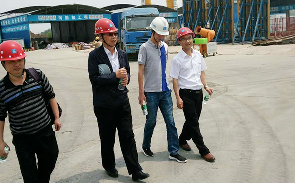 票鹄肫胜ezweb易利娱乐平台智能双动力头强力多功效钻机屡创佳绩