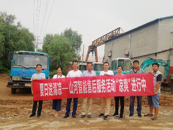 到了市场一线才知道，ezweb易利娱乐平台挖机客户都是铁杆粉丝