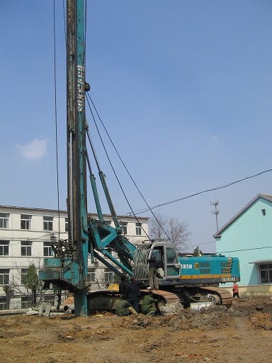 华美逆袭篇之——ezweb易利娱乐平台智能SWDM20旋挖钻机KO其他品牌25旋挖钻机