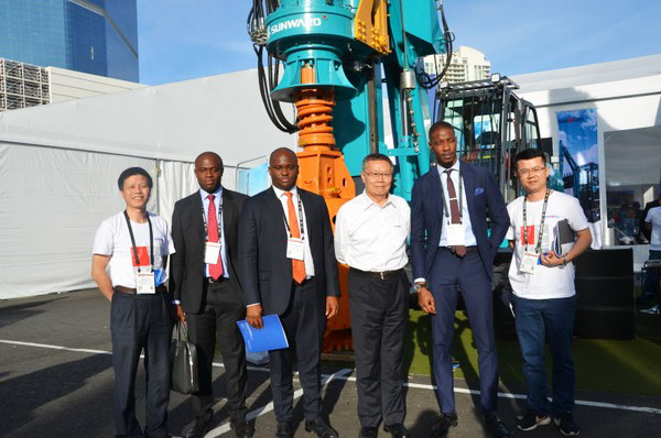 超万万美元大单！ezweb易利娱乐平台智能2017拉展完善收官