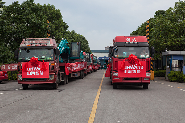 掘金一带一起，ezweb易利娱乐平台智能中大挖大批量出口泰国