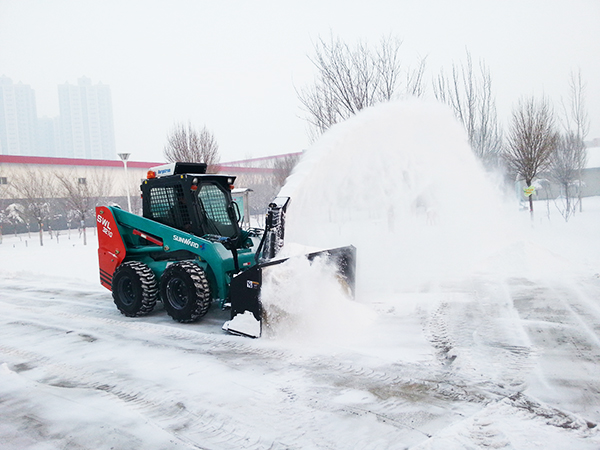 批注冬季除雪能手，这个冬天有你更温暖