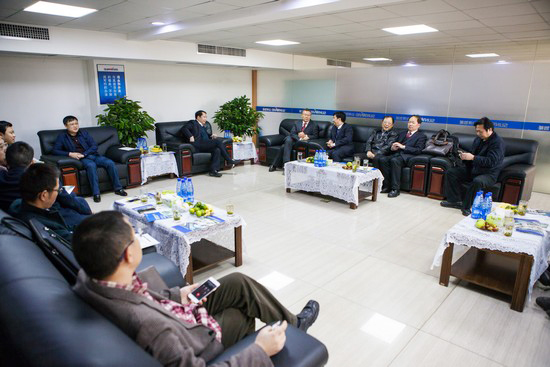 首台盾构机盛大下线，中铁ezweb易利娱乐平台诠释“长沙速率”