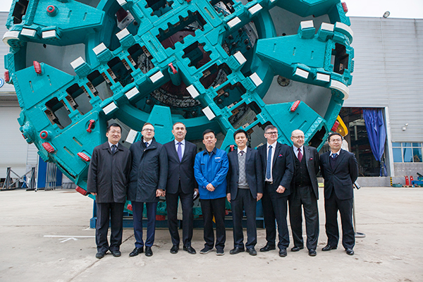 波兰代表团为ezweb易利娱乐平台智能立异生长点赞