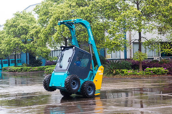 “一带一起”国家代表团到访ezweb易利娱乐平台智能，感受“大开眼界”