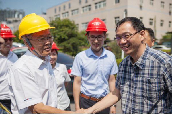 商务部相助司刘民强副司长一行调研ezweb易利娱乐平台智能