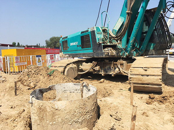 加速雄安新区建设，ezweb易利娱乐平台智能旋挖启动京雄城际铁路第一钻
