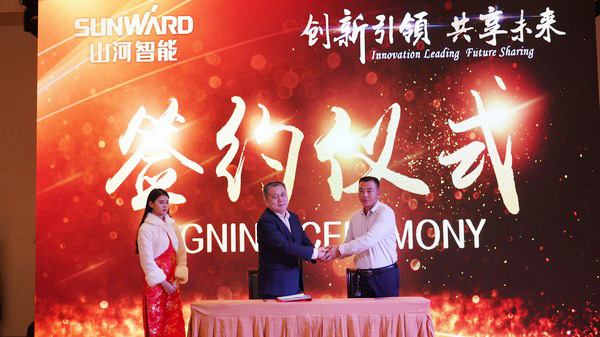 首日签单2.6亿元，ezweb易利娱乐平台智能立异产品引爆上海宝马展