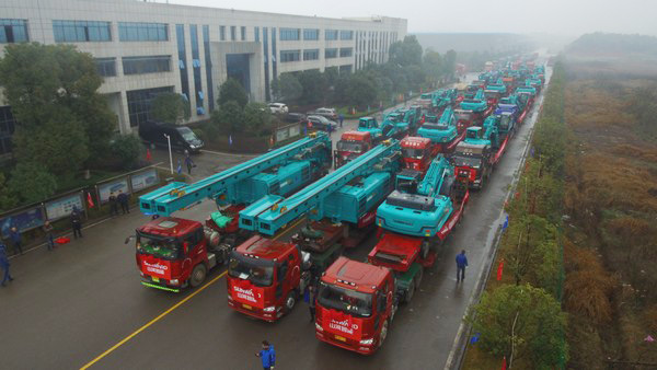 新春开门红！ezweb易利娱乐平台智能1.2亿订单火爆发车