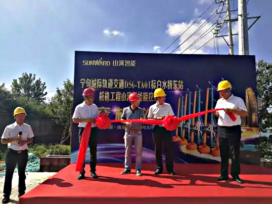 把“朋侪圈”“搬”到现场，交机“玩出”新创意!