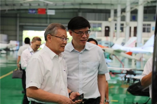 广州市国资委党委书记、主任陈浩钿莅临ezweb易利娱乐平台智能考察指导