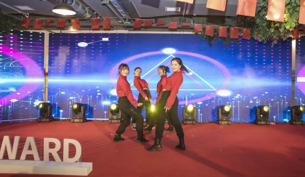 落实谋划体、强化三统一、开启新征程 —— ezweb易利娱乐平台智能2020年度谋划事情聚会盛大举行