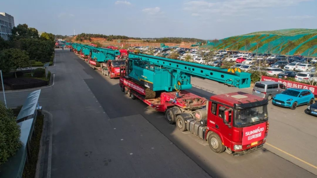 抗疫情 复生产！ezweb易利娱乐平台智能1.5亿订单陆续发车