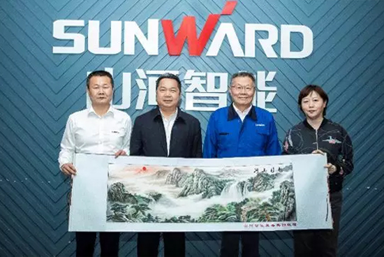 政策性包管为ezweb易利娱乐平台“出海”保驾护航 中国出口信用包管公司总公司副总司理一行造访ezweb易利娱乐平台