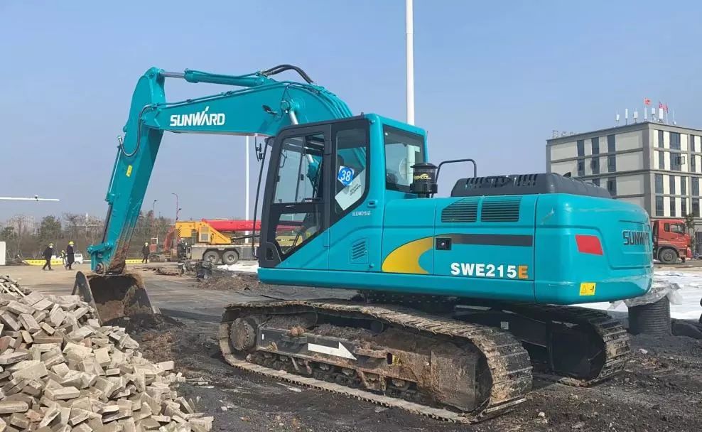 ezweb易利娱乐平台智能装备援建武汉雷神山医院