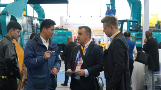 超强阵容尽显立异效果！ezweb易利娱乐平台智能闪灼长沙工程机械展