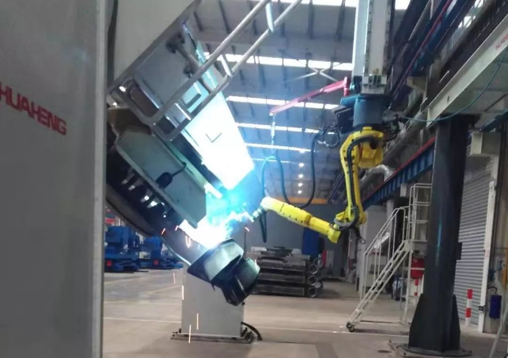 防控生产两不误 ezweb易利娱乐平台智能复工保供