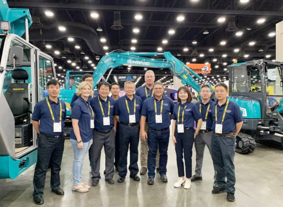 ezweb易利娱乐平台美国公司盛大亮相2019ICUEE展，SUNWARD在美国掀开新篇章