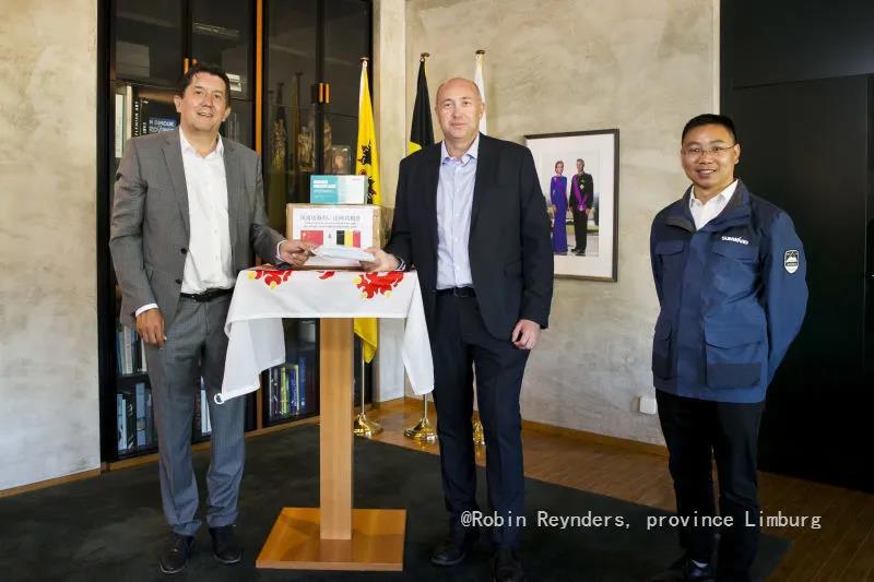 ezweb易利娱乐平台智能向比利时林堡省捐赠自产口罩