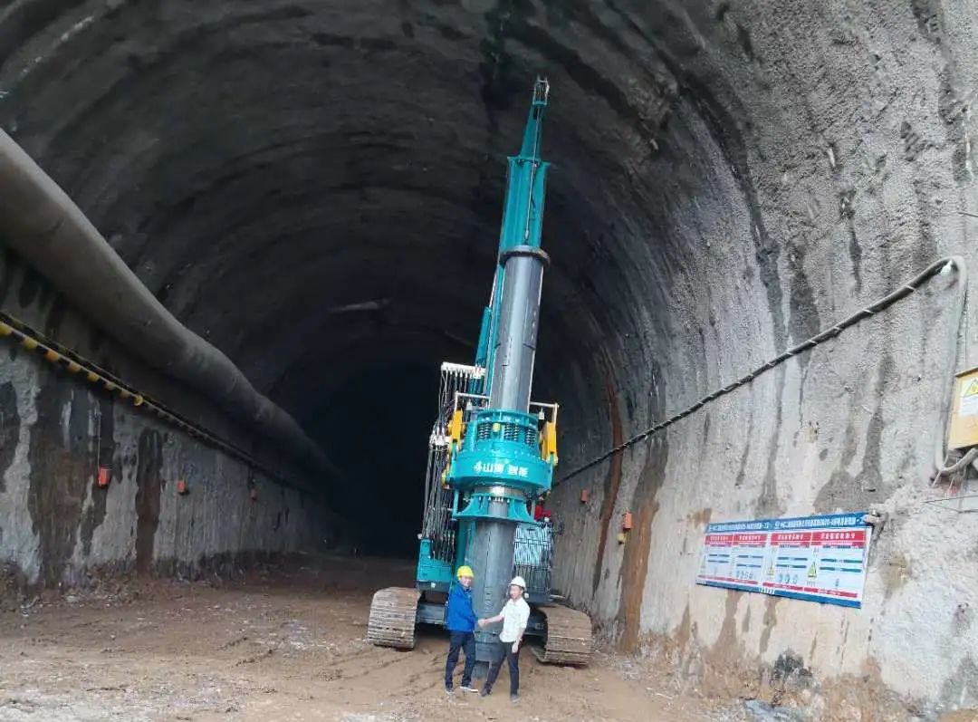 新款出炉，一机两用！ezweb易利娱乐平台智能低净空装备再添“神器”