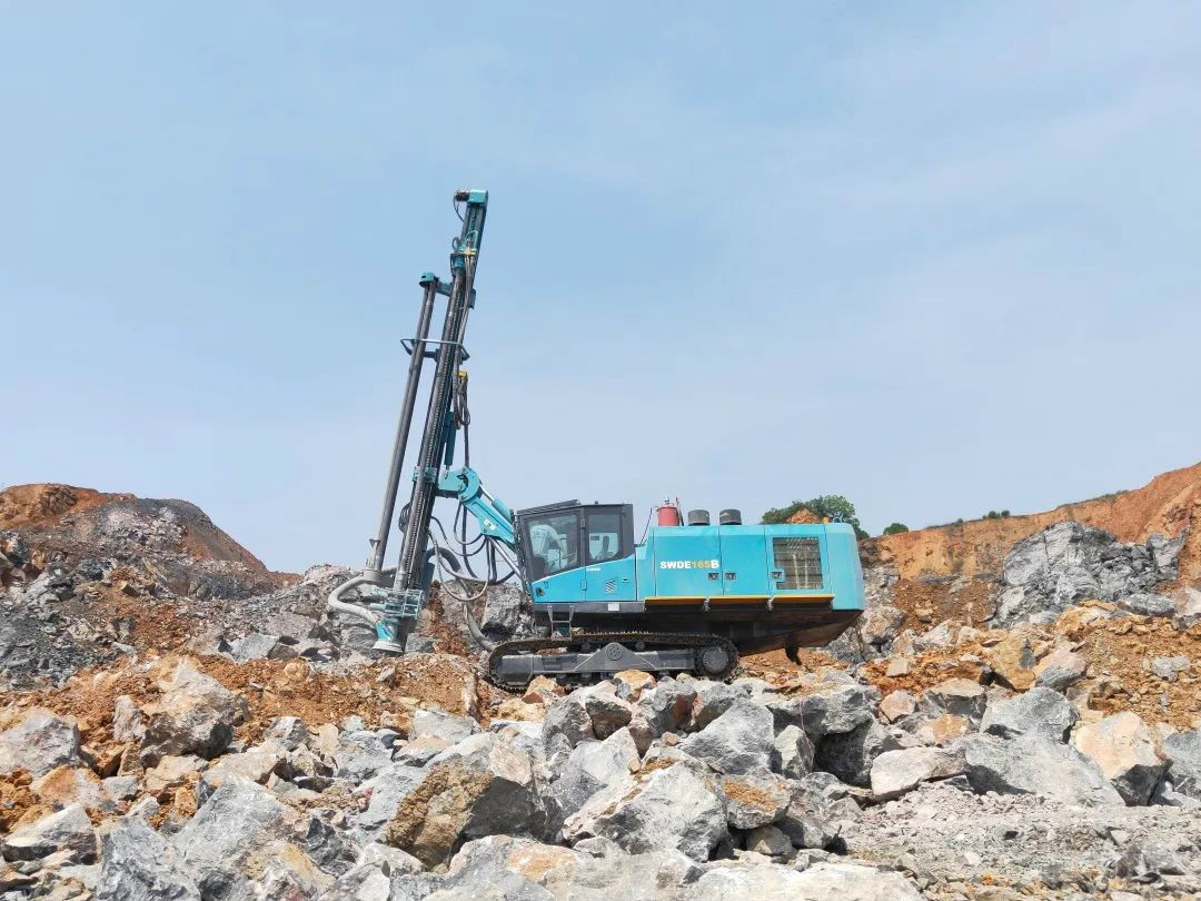 一连深耕细分市场，ezweb易利娱乐平台凿岩加速推新