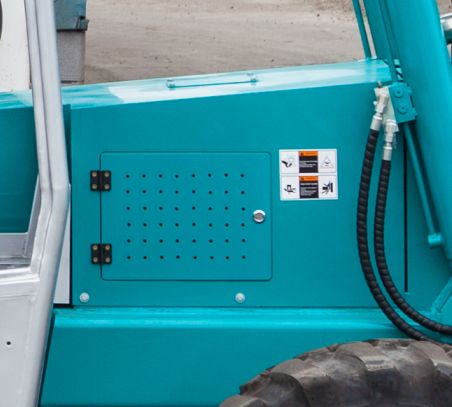 ezweb易利娱乐平台智能新品叉装车批量下线发往美国