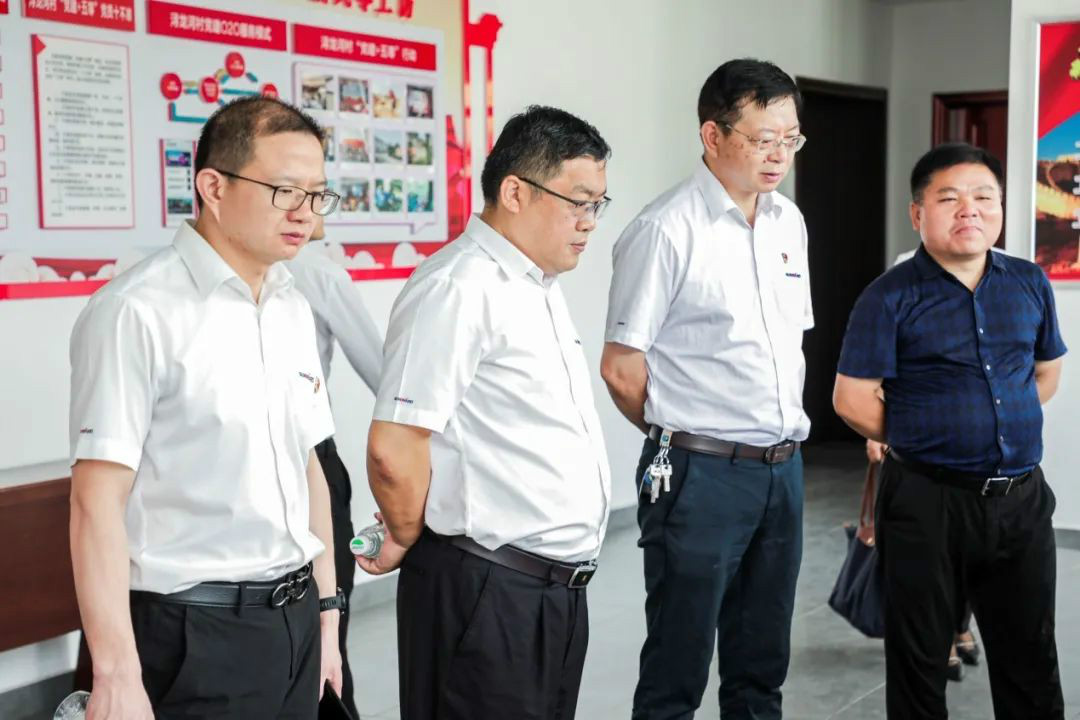 ezweb易利娱乐平台智能党委赴浔龙河交流学习