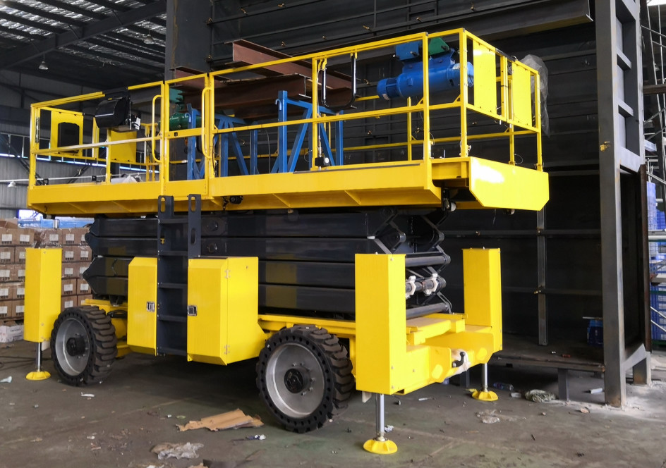 威武！大气！稳固！ezweb易利娱乐平台智能越野剪叉式高空作业平台解客户难题