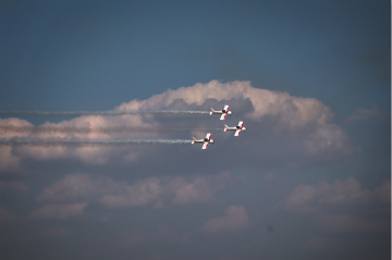 乌兰察布大草原,我来啦! ezweb易利娱乐平台SA60L阿若拉飞机“惊艳”航行大会