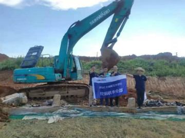 感恩相伴 关爱相随——湖北金刚ezweb易利娱乐平台效劳万里行