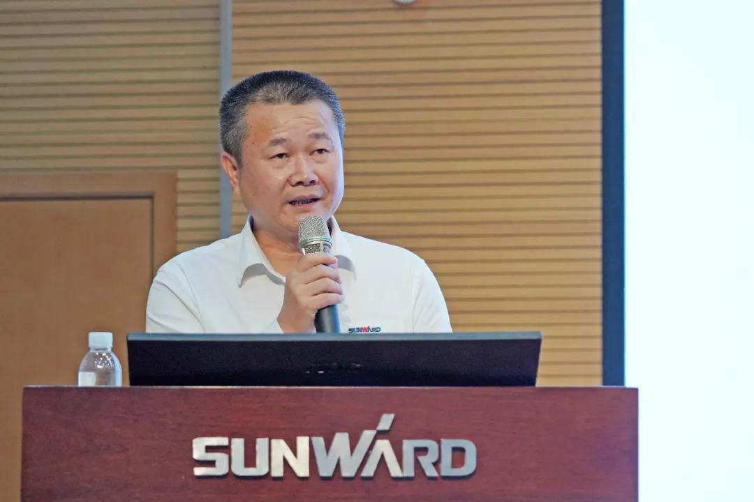 治理下移见效果，业绩大增再起劲——ezweb易利娱乐平台智能2020年半年度谋划事情聚会盛大召开