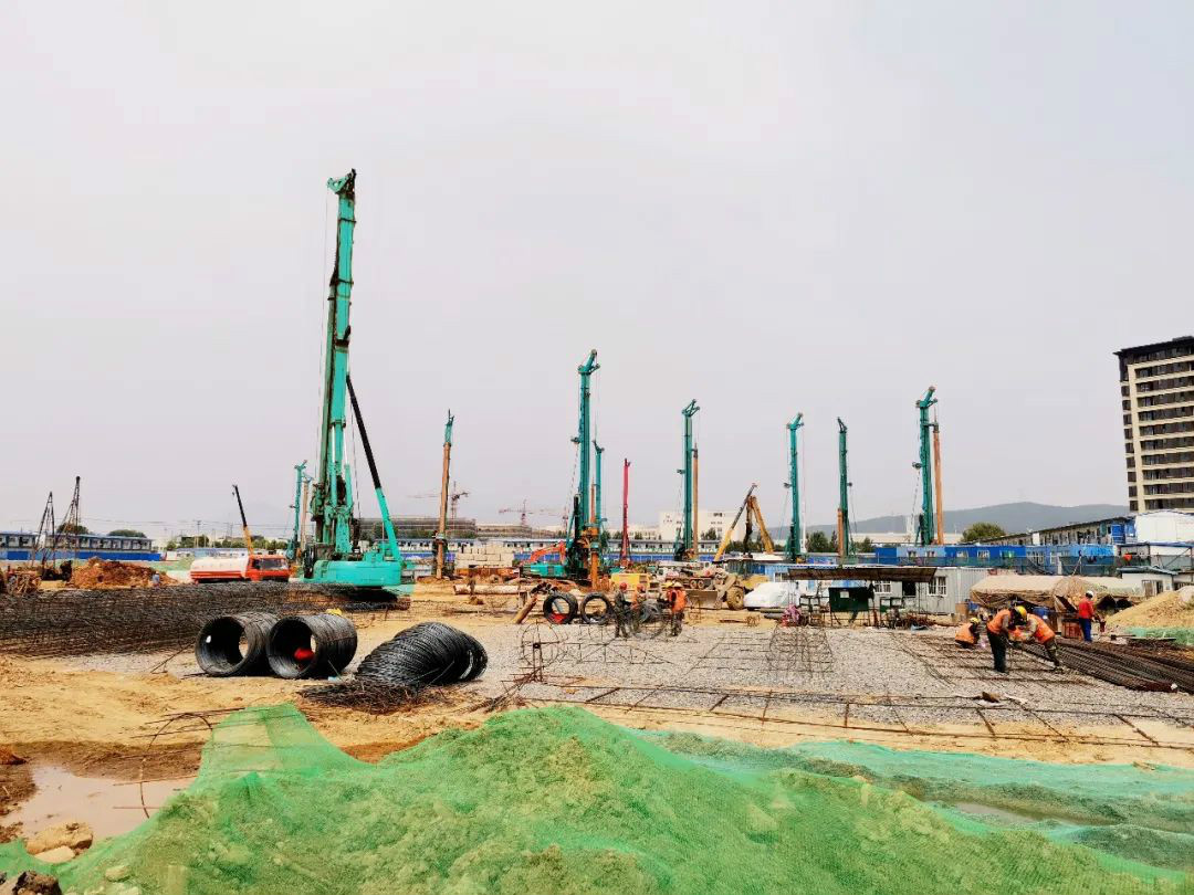 效率两倍于敌手！ezweb易利娱乐平台智能旋挖钻机大连扬威名