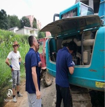 感恩相伴 关爱相随——ezweb易利娱乐平台智能效劳万里行走进豫鲁黔