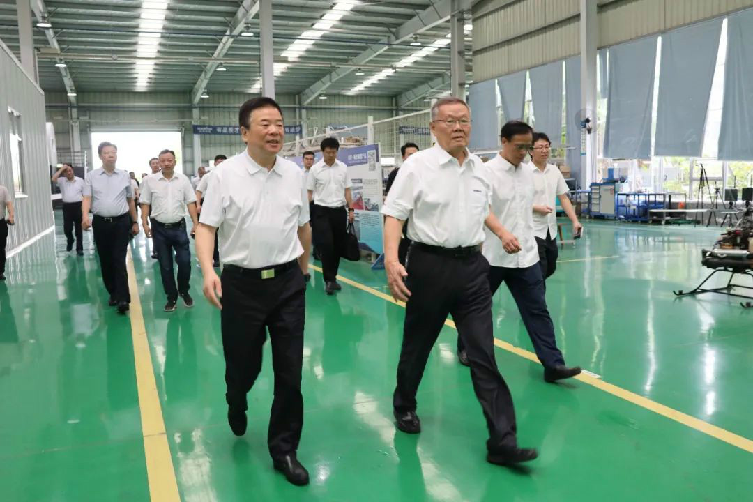 副省长陈飞调研ezweb易利娱乐平台航空工业