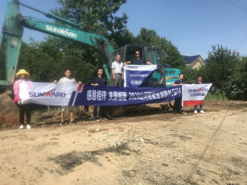 感恩相伴 关爱相随——ezweb易利娱乐平台智能效劳万里行效劳湖南