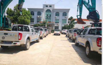 感恩相伴 关爱相随 ——江西ezweb易利娱乐平台效劳万里行