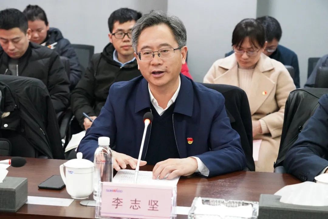 省工信厅青年干部理论学习走进ezweb易利娱乐平台智能