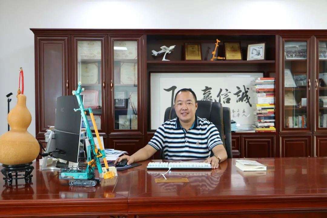 从鞋厂老板到桩工“大佬”，他以一台静力压桩机撬动财产杠杆