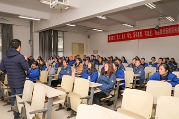 ezweb易利娱乐平台智能通讯员培训在湖南公共传媒学院举行