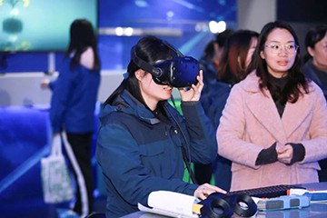 ezweb易利娱乐平台智能通讯员培训在湖南公共传媒学院举行