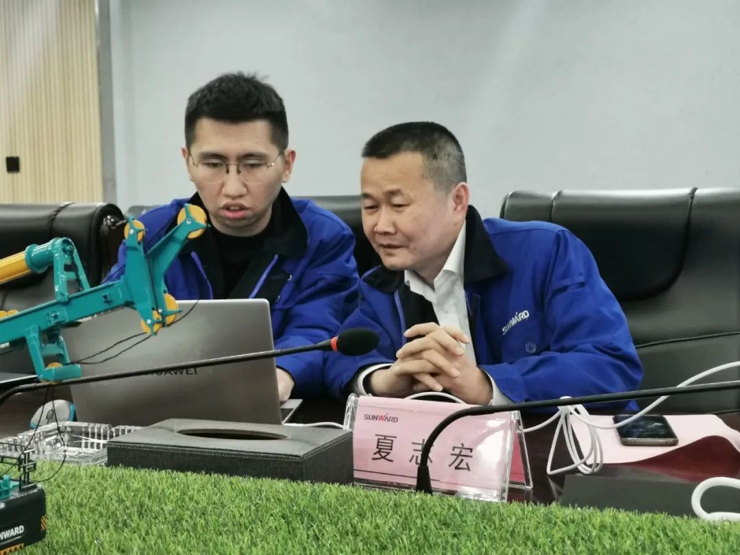 ezweb易利娱乐平台智能召开2020年年度业绩说明会