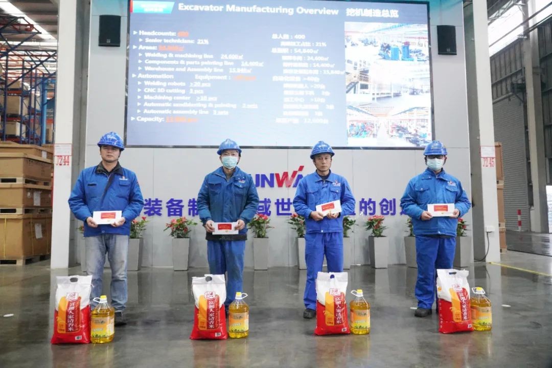 张庆红慰问ezweb易利娱乐平台智能难题党员