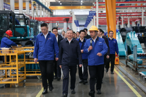 中国联通党组书记、董事长王晓初到访ezweb易利娱乐平台智能