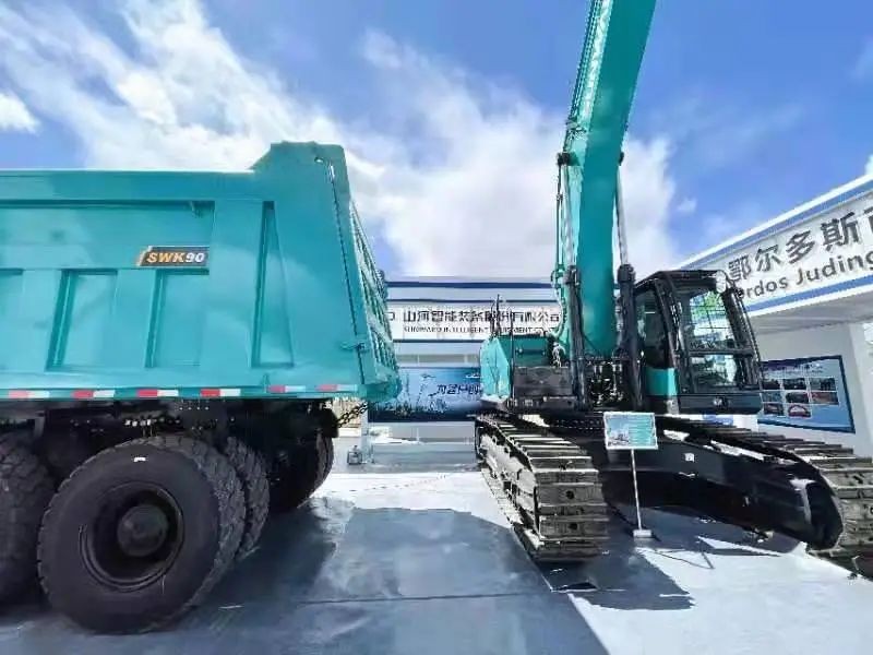 ezweb易利娱乐平台智能绿巨人闪亮登场鄂尔多斯国际煤博会