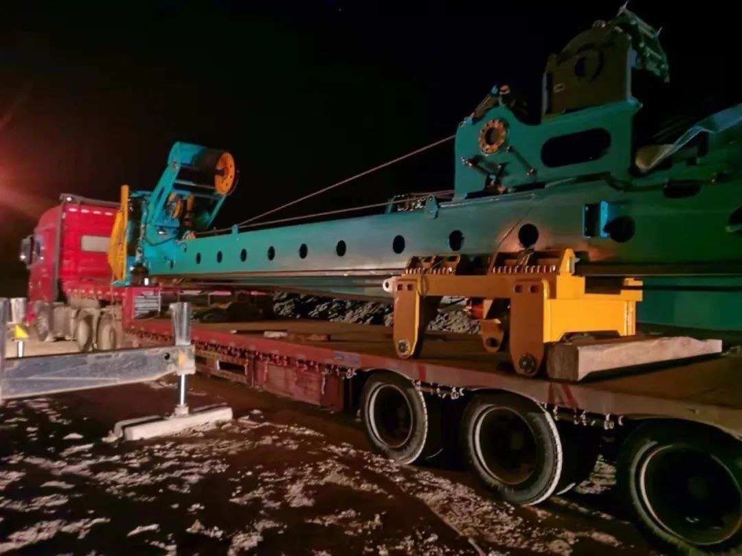 ezweb易利娱乐平台旋挖钻机在“殒命之海”谱写新篇章