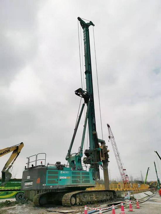 天下第一条智慧高速，为何认准ezweb易利娱乐平台智能旋挖钻机施工？