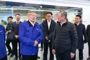 中国联通党组书记、董事长王晓初到访ezweb易利娱乐平台智能